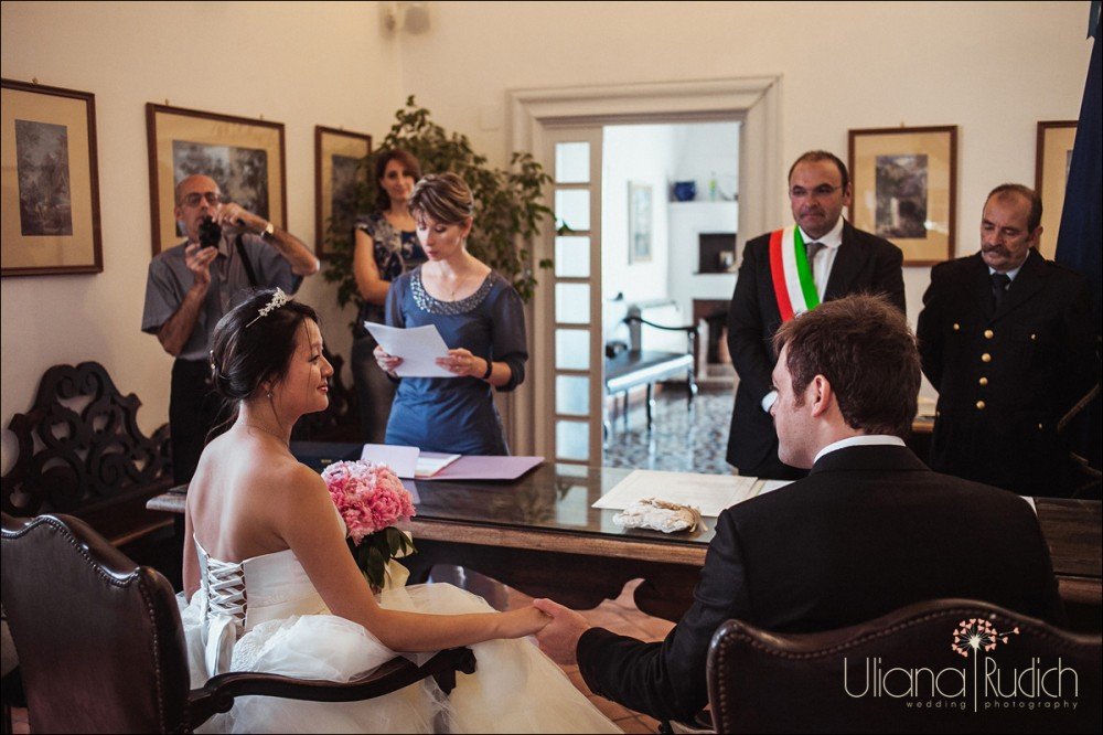 Свадьба в Италии. Капри. Церемония бракосочетания.