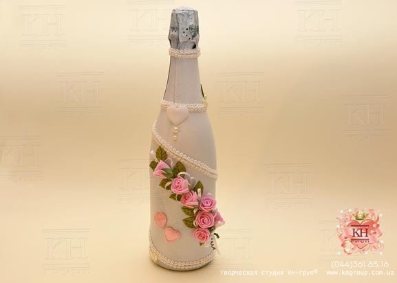 Декор бутылки свадебного шампанского