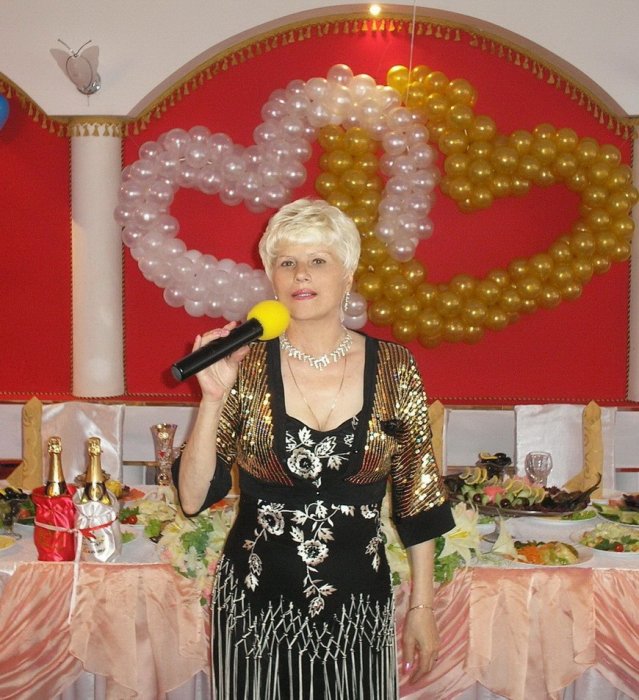 Тамада,ведущая Нина.Проведение свадеб в Москве и области