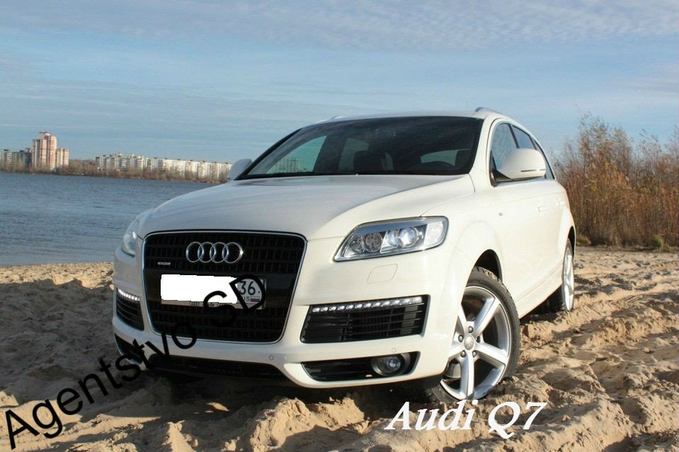 Audi Q7 б