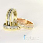 Свадебные кольца из желтого и белого золота с бриллиантами от ФОРТУНЫ