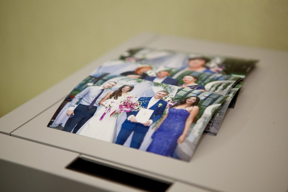 Мобильная выездная печать фотографий на свадьбу