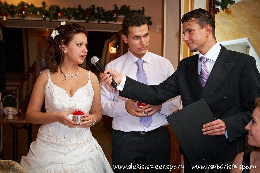 ведущий Иван Борисов проведение свадеб тамада свадьба в Петербурге банкет корпоративный вечер