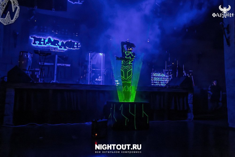 fotootchet-blagotvoritelnyiy-kontsert-15-oktyabrya-2015-nightout-barnaul (4)