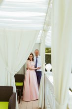 Перейти в фотоальбом: Свадьба Романа и Натальи. Фотограф Евгения Воок
