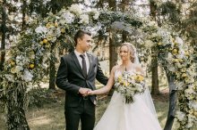 Перейти в фотоальбом: Организованные свадьбы от компании "MagMarry"