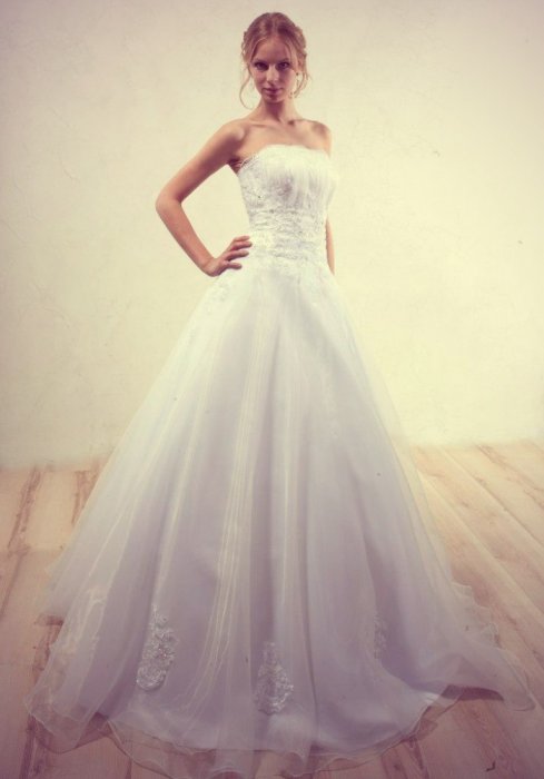 Свадебное платье Джульетта (Клер Деви) Цена 17900 руб. Пышное платье из атласа и легкой газовой ткан