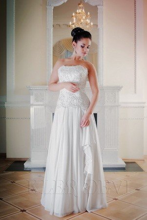 Свадебное платье Эвелина (Клер Деви) Цена 21500 руб. Силуэтное платье. Корсет из кружева, расшитого 