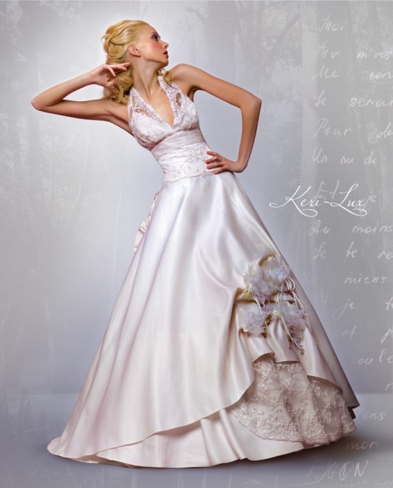 Свадебное платье Кери. Цена 23.000 руб. Ткань- атлас,кружево.