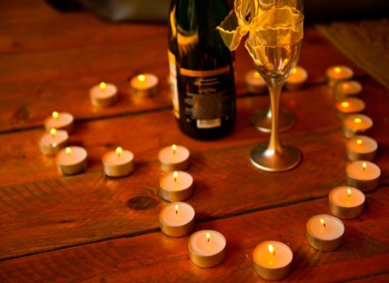 Украшение свадьбы с помощью свечей