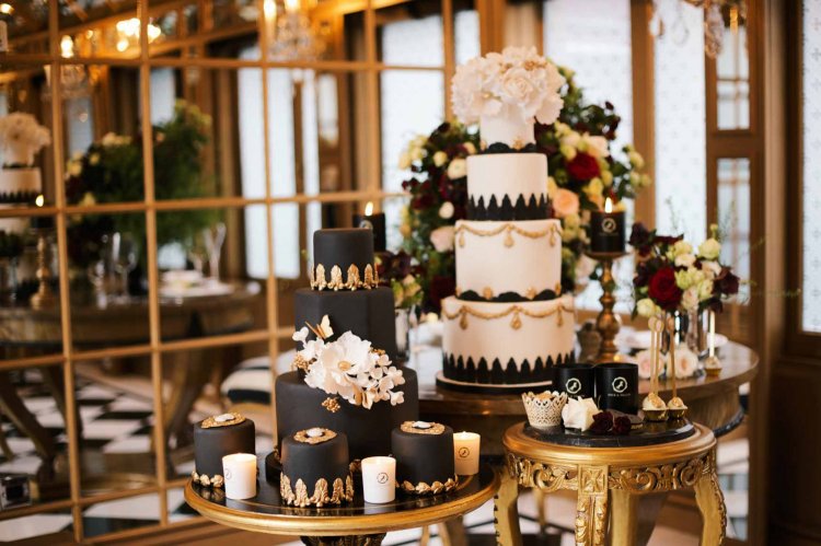 Черный свадебный торт – тренд 2019 года